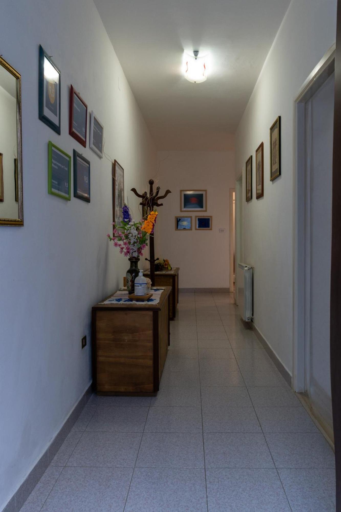 Appartamento Per Turisti Mesovia Santa Severina Exterior photo
